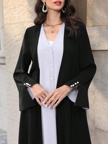 عباية نسائية أنيقة
