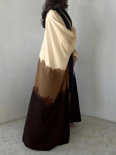 عباية نسائية بأكمام خفيفة طويلة