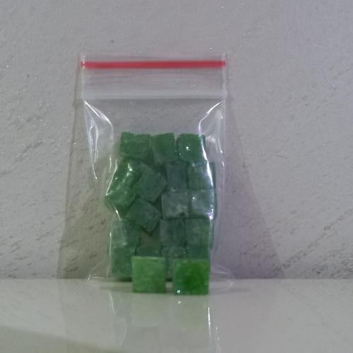 مستكه معطر برائحة الهيل ١٨ مكعب صغير