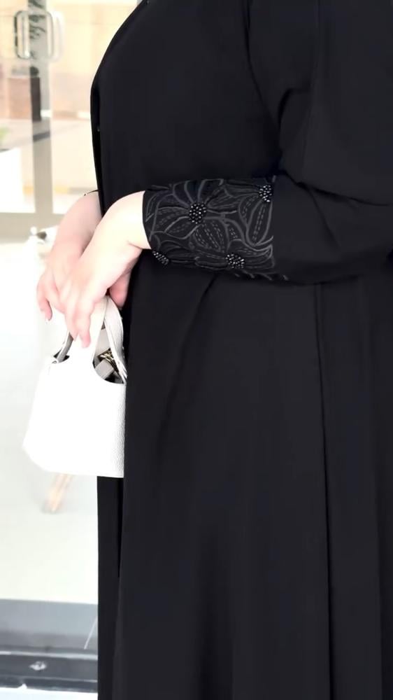 عبايه  نجود