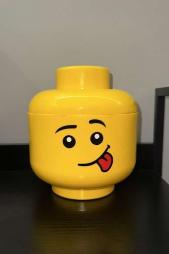 Lego storage head