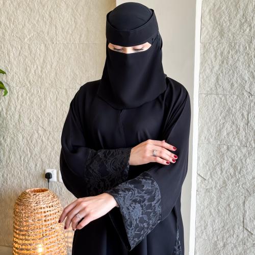 عباية دانتيل