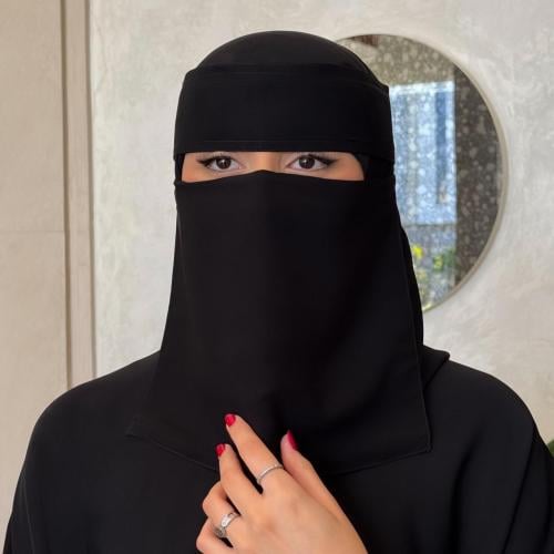 نقاب مبطن حرير ربط
