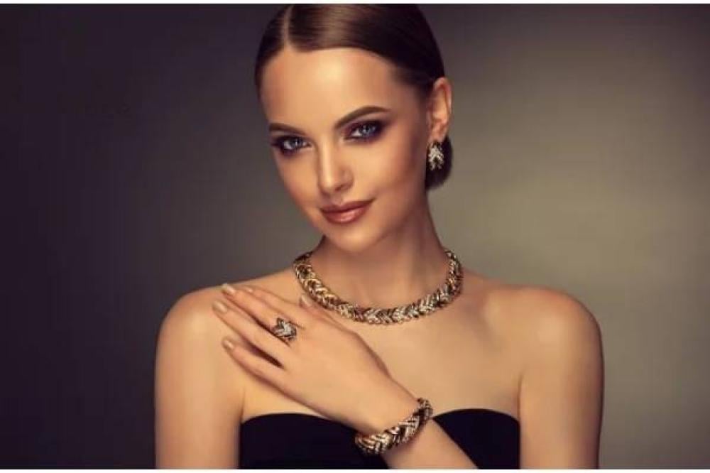 طقم ذهب كامل عيار 21
