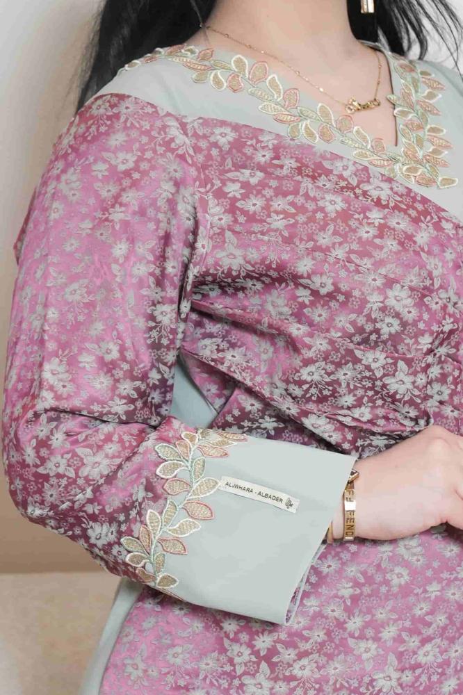 جلابيه ورد الحريـر