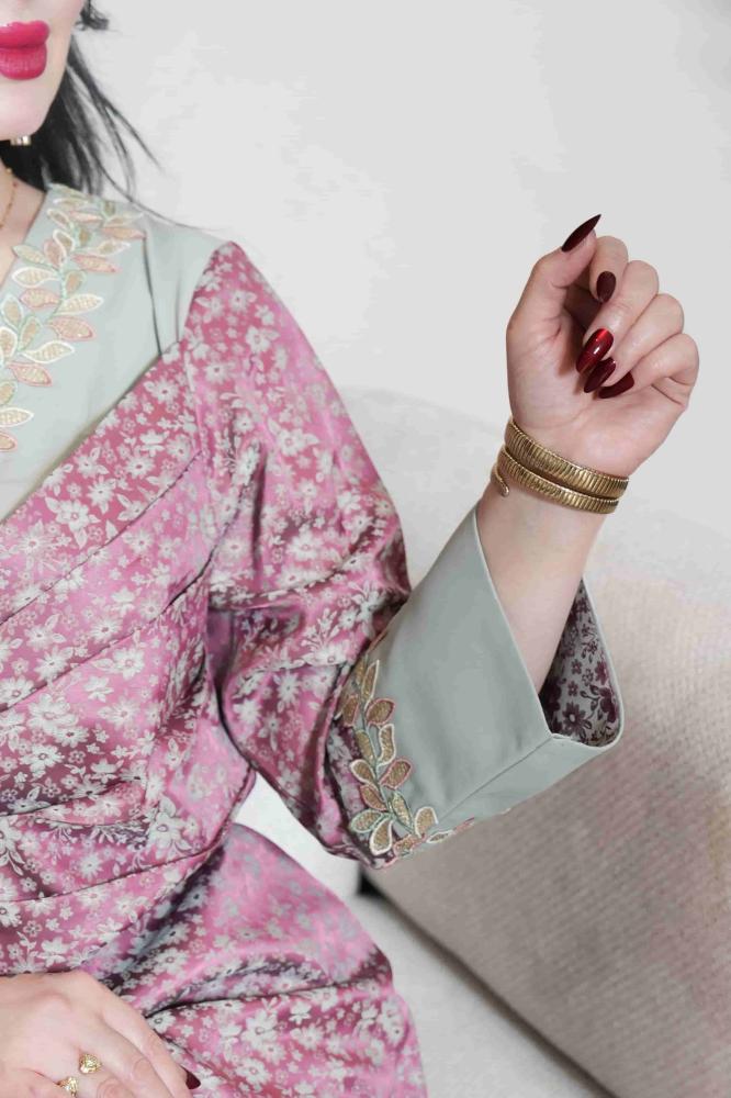 جلابيه ورد الحريـر