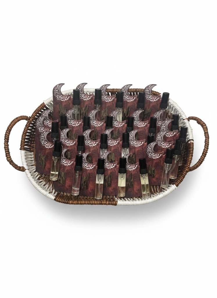 توزيعات مع صينية تقديم