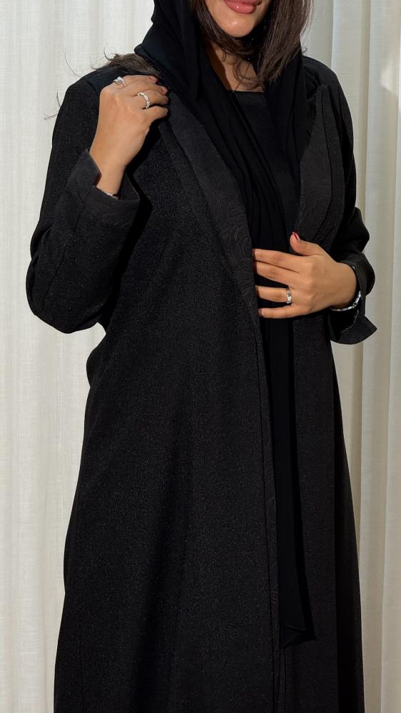 عباية Black Grace – لمسة السواد الملكي