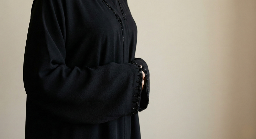 تصاميم عبايات فخمه بأسعار تناسب كل الميزانيات