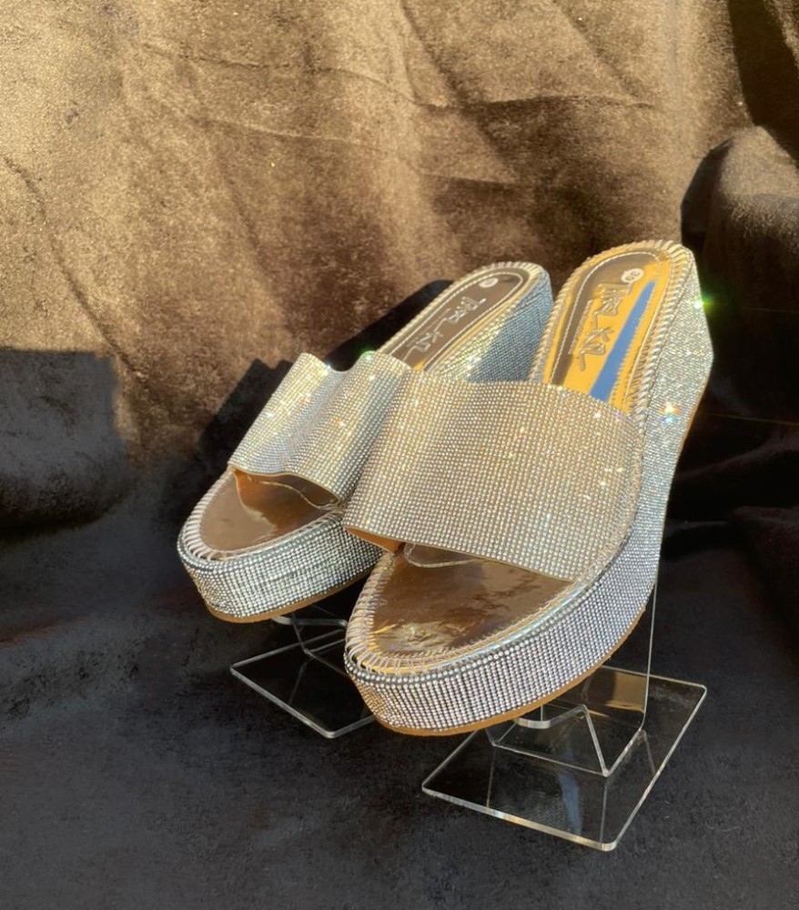 Diamond Rhinestone Bling Wedge Flip Flop Slide Platform Wedding Sandal –  Bootpify Demo Tester