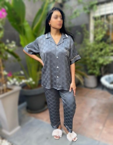 ليلي بيجاما رمادي غامق P5000