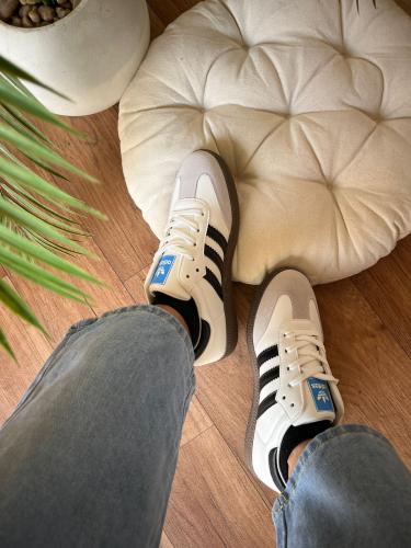 adidas Samba LT