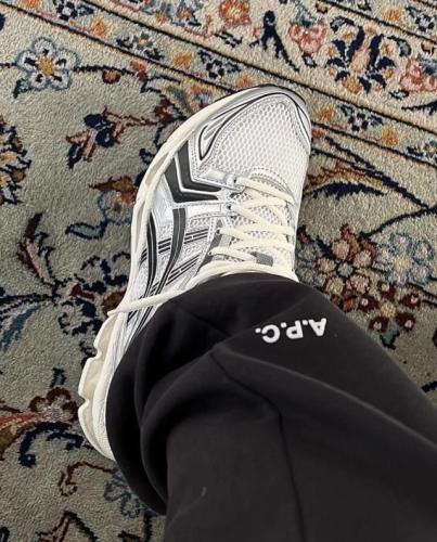 ‏ASICS GEL-KAYANO 14