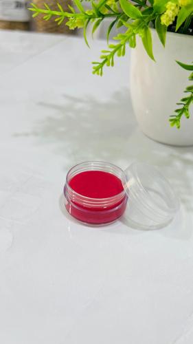 مرطب شفاه برائحة حلاو القطن