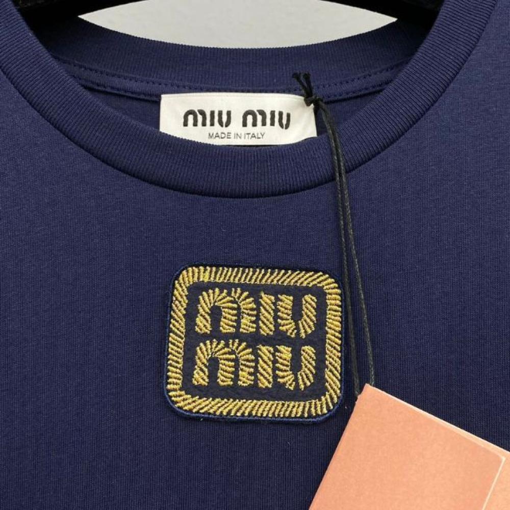 تي شيرت قطن برقعة شعار ميو ميو