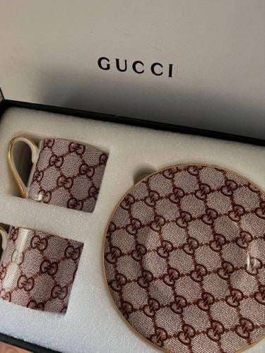 طقم اكواب للشاي والقهوة من Gucci عدد 4 قطع