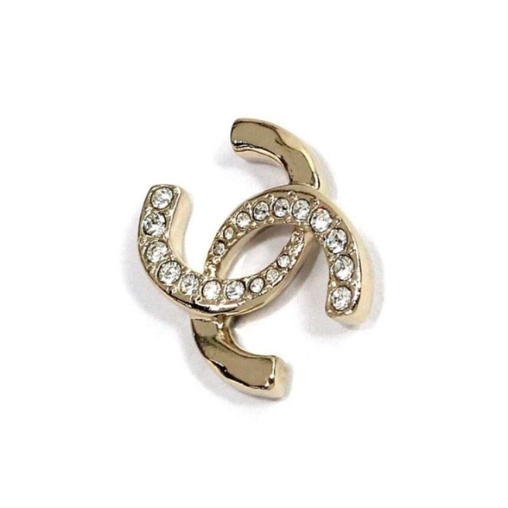 أقراط شانيل بعلامة CC مع صف حجر الراين مزدوج