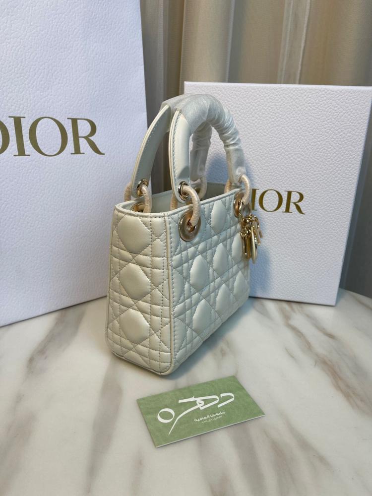 شنطة ديور Mini Lady - أبيض مع هاردوير ذهبي