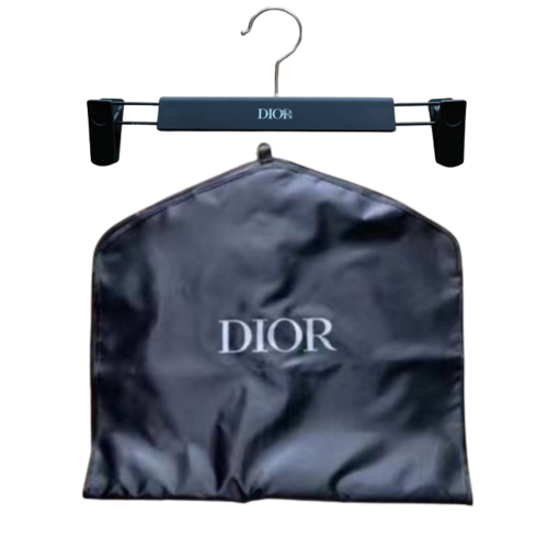 معلاق بناطيل بلاستيك مع كيس حماية قصير من Dior