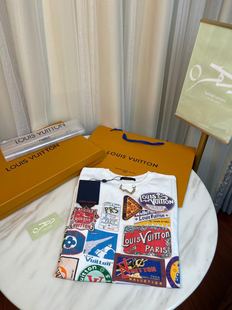 تي شيرت قطن برقعة قصر الإليزيه من لويس فيتون