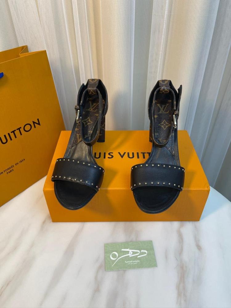 صندل سيلويت بشعارات مونوغرام من لويس فيتون