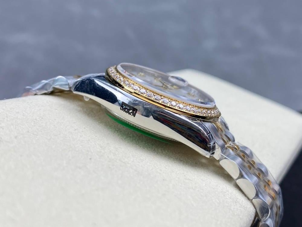 ساعة رولكس 36 مم باطار مرصع بالكريستال