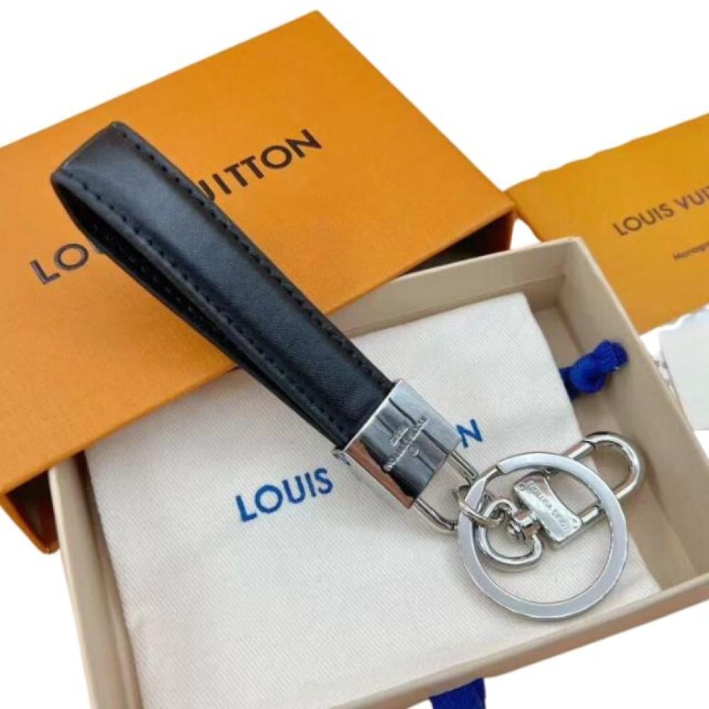 ميدالية مفاتيح لويس فيتون ليذر لوقو