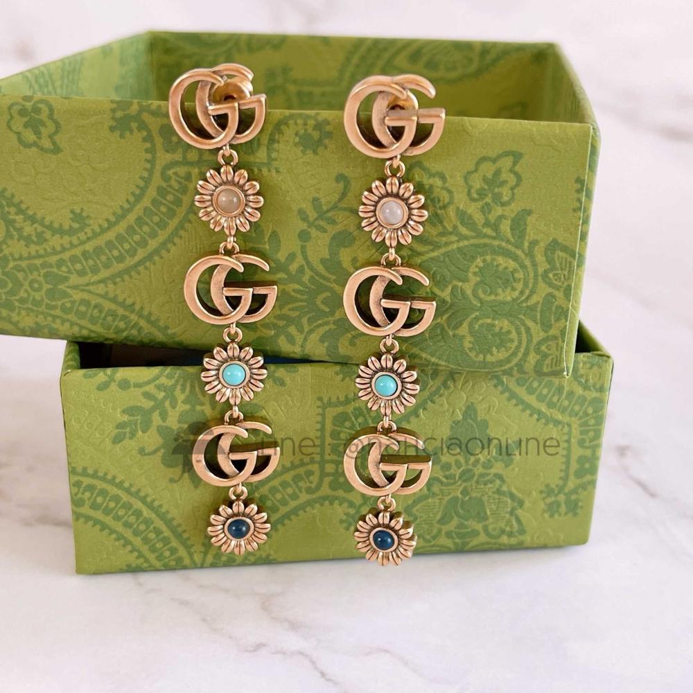 اقراط Gucci طويلة بتصميم زهور