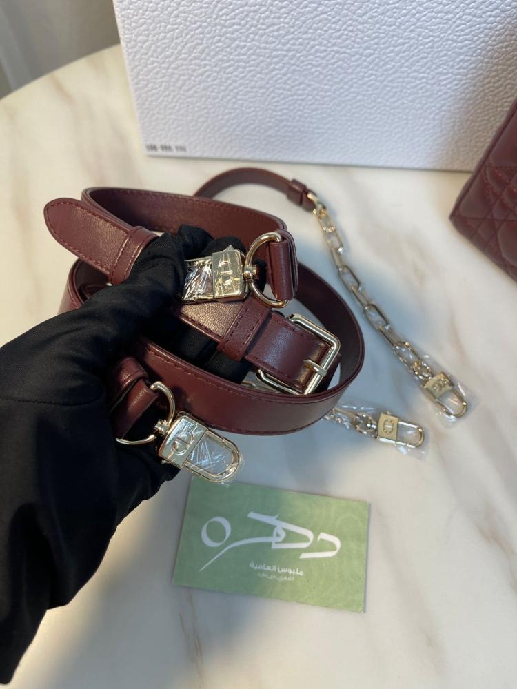 حقيبة يد وكتف الجلدية ليدي دي جوي من ديور مقاس 26 سم