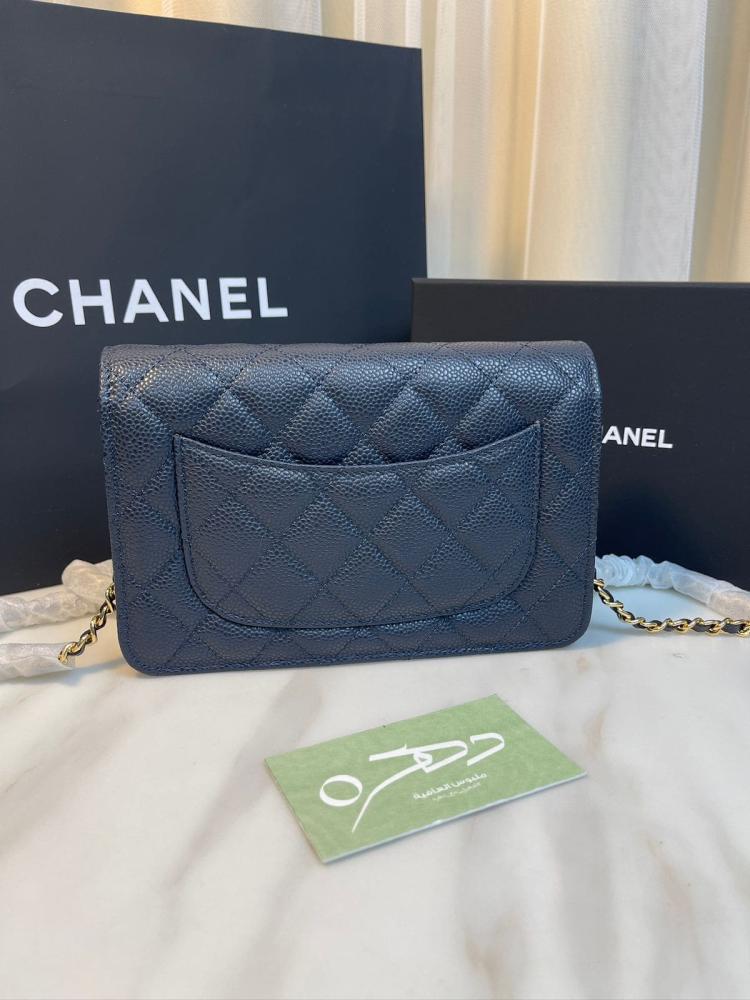 محفظة شانيل ووك جلد كافيار مبطن