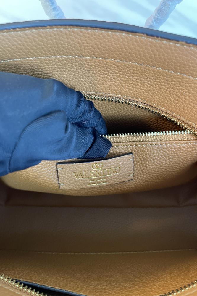 حقيبة تسوق فالنتينو غارافاني روكستد