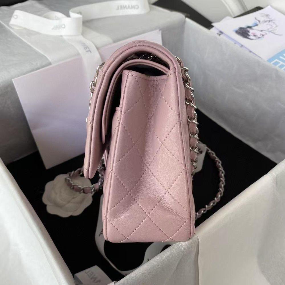 حقيبة شانيل كلاسيك 25.5 سم - وردي باهت