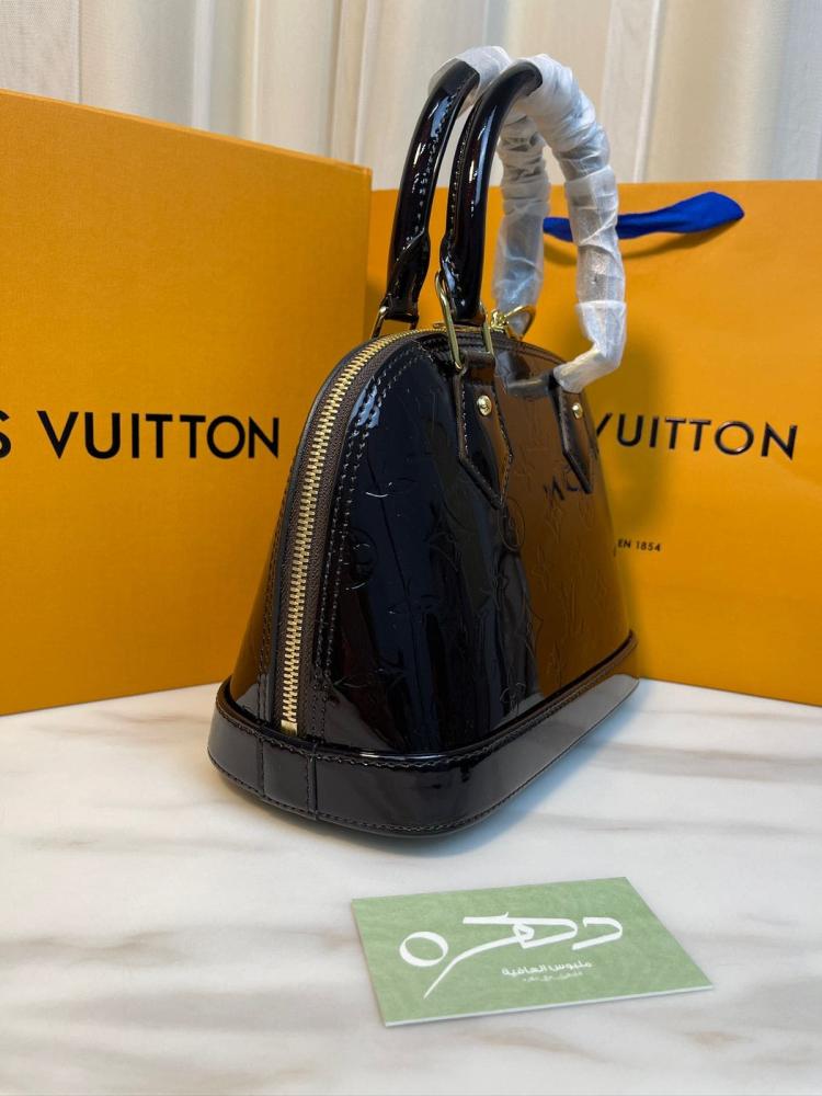 حقيبة بي بي ألما من لويس فيتون مقاس 25 - لون عودي لماع