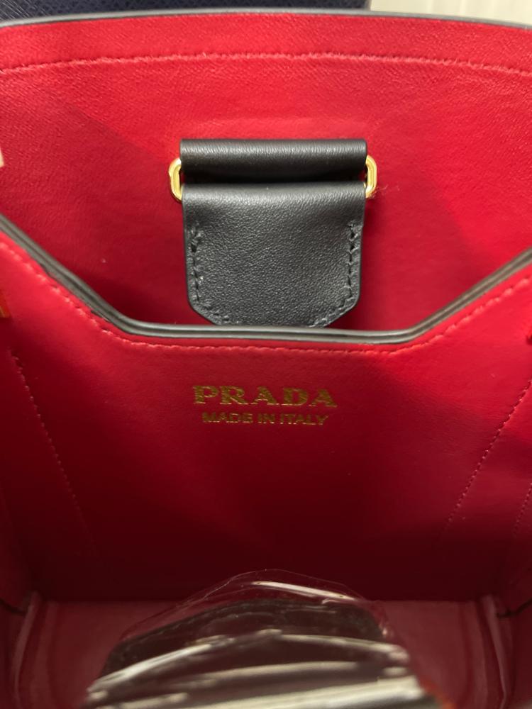 شنطة برادا بانيير سافيانو سمول - أسود