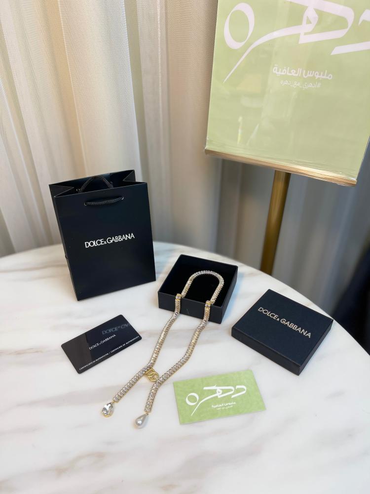 قلادة Dolce & Gabbana من حبات الزركون