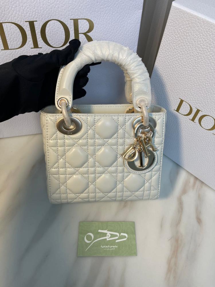 شنطة ديور Mini Lady - أبيض مع هاردوير ذهبي