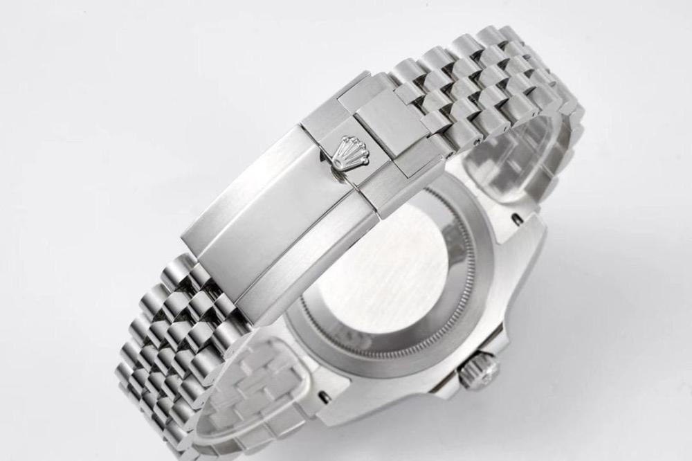 ساعة رولكس جي إم تي ماستر II