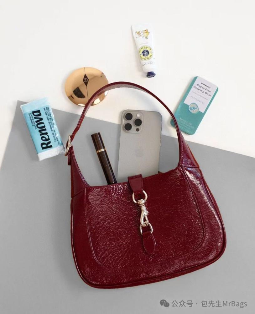 حقيبة كتف جاكي ميني من قوتشي - برغندي