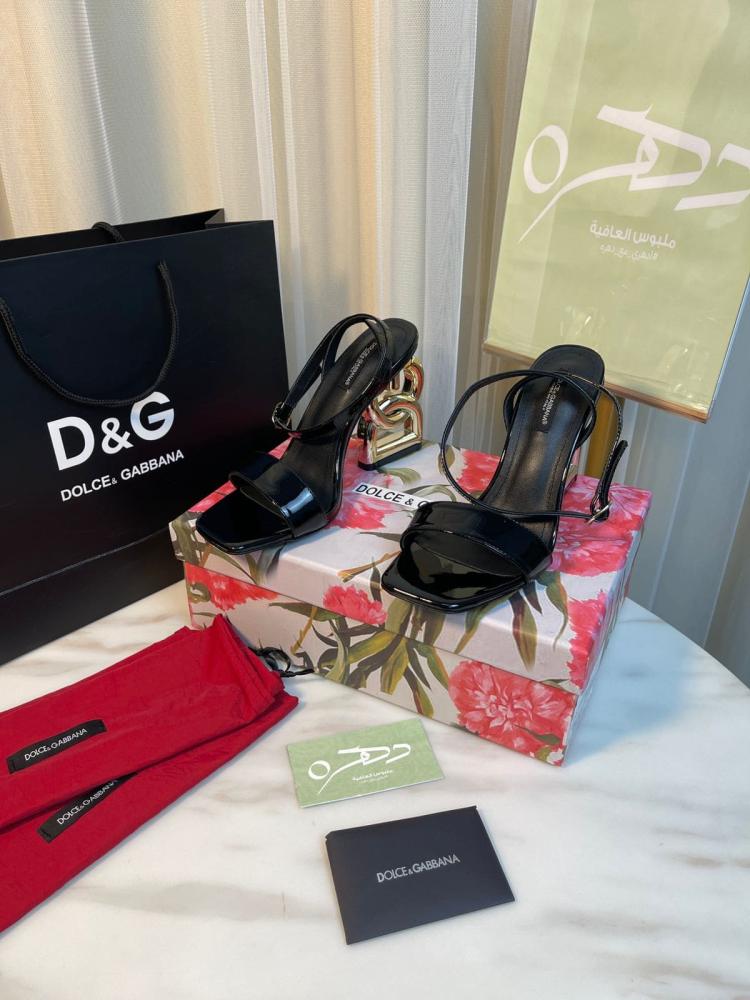 صنادل كيرا دي جي باروكي الجلدية من دولتشي