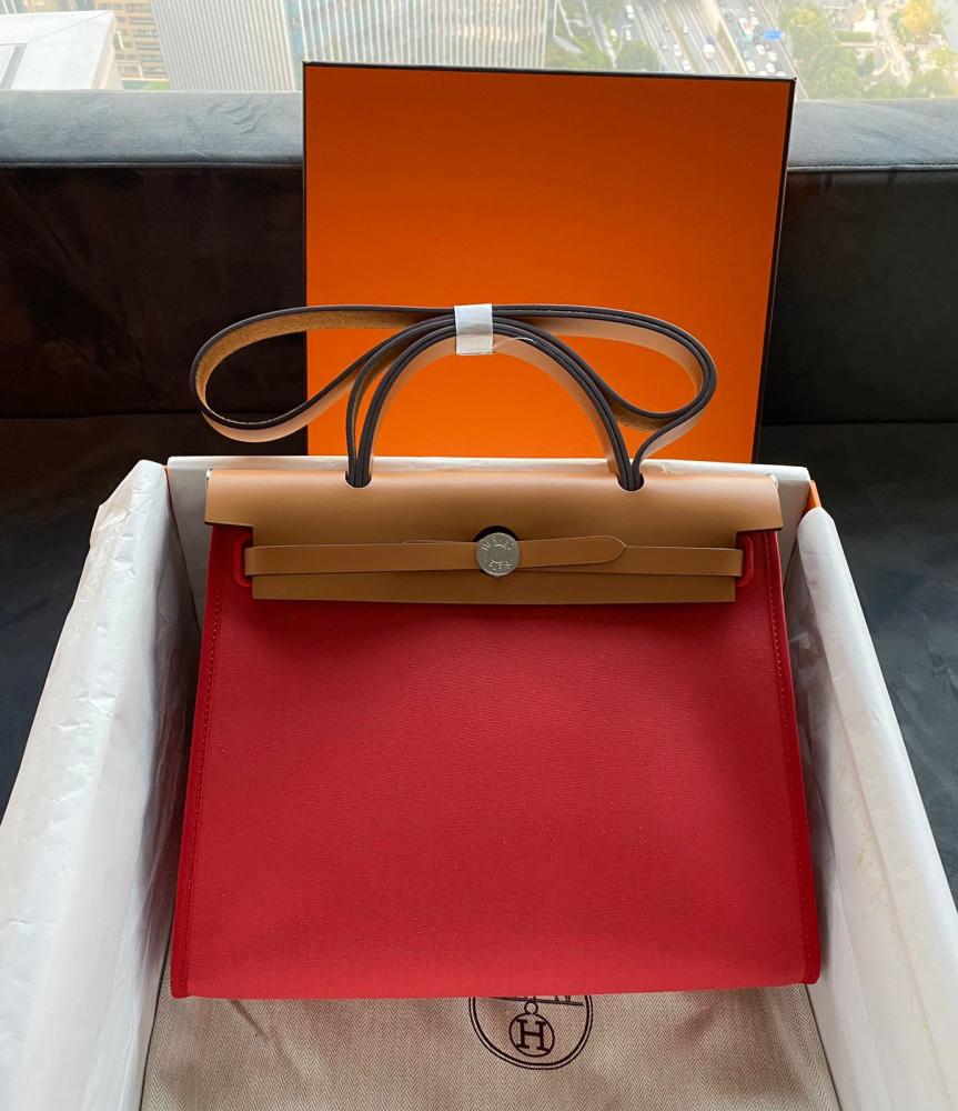 حقيبة هيرباج توال 31  بجلد بني من ايرميز