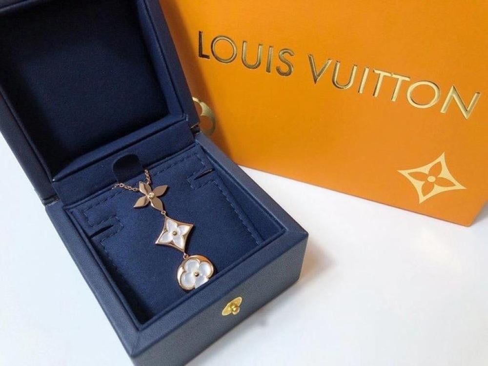 قلادة زهرة ملونة على شكل شمس من لويس فيتون