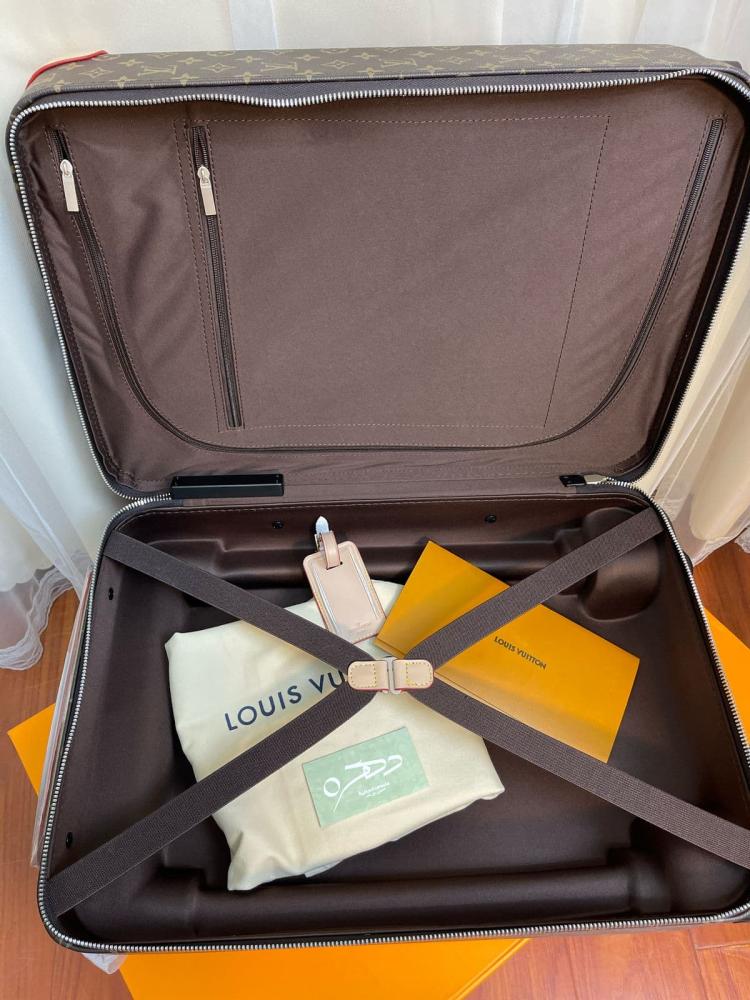 شنطة سفر لويس فيتون Horizon 55 M23203