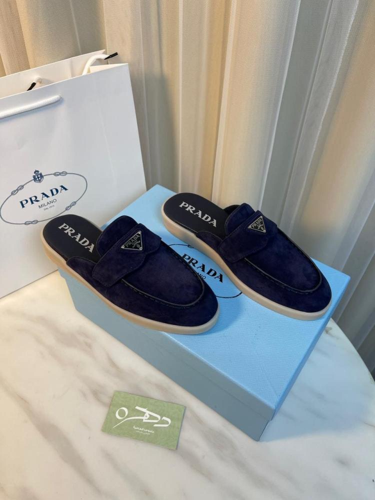 حذاء برادا من الشامواه مفتوح