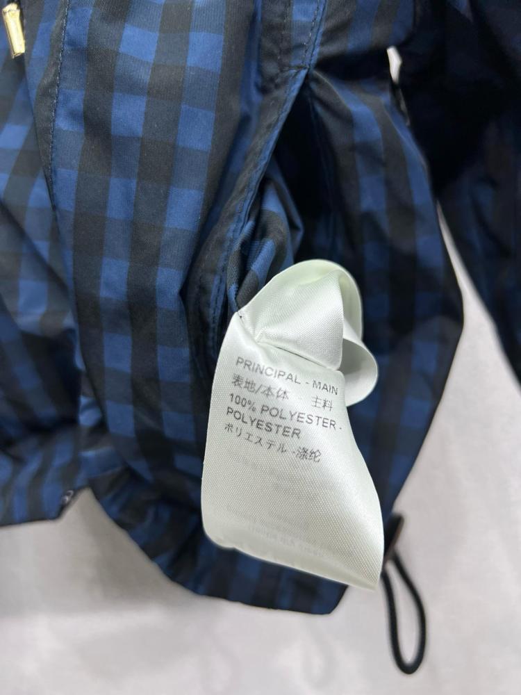 جاكيت وجهين بنقشة المربعات من لويس فويتون