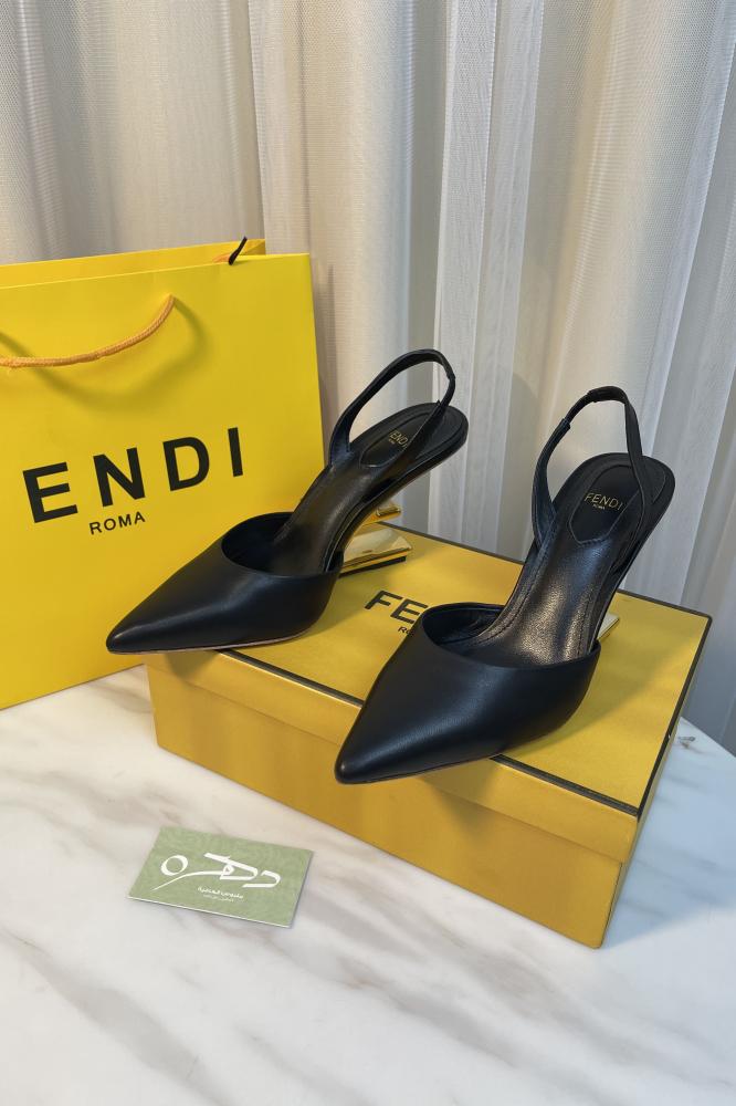 حذاء فندي جلدي بكعب منحوت 10 سم