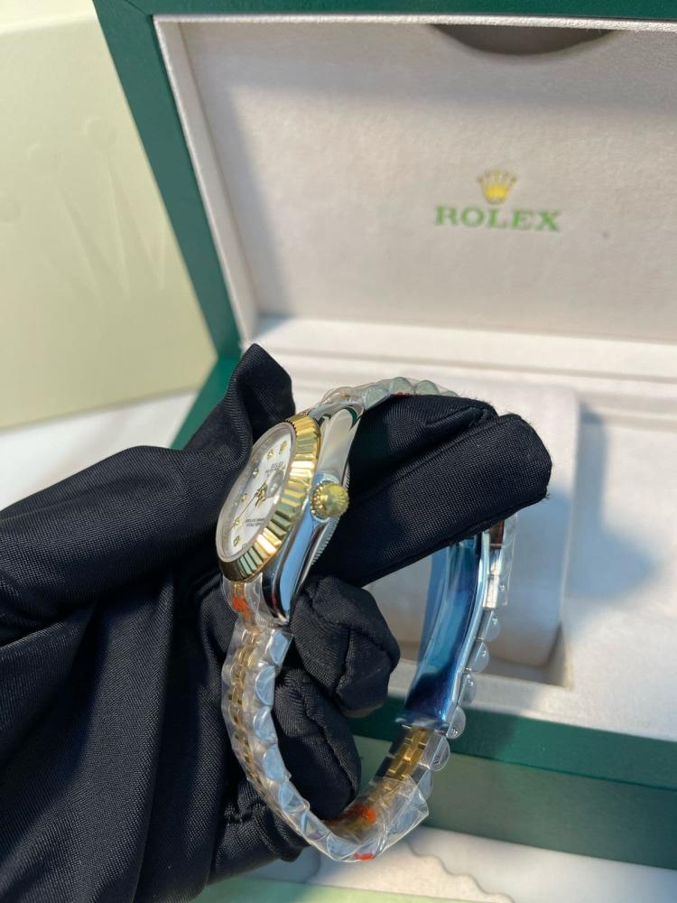 ساعة رولكس ديتجست فاكتوري بسوار فضي وذهبي  - 30 ملم