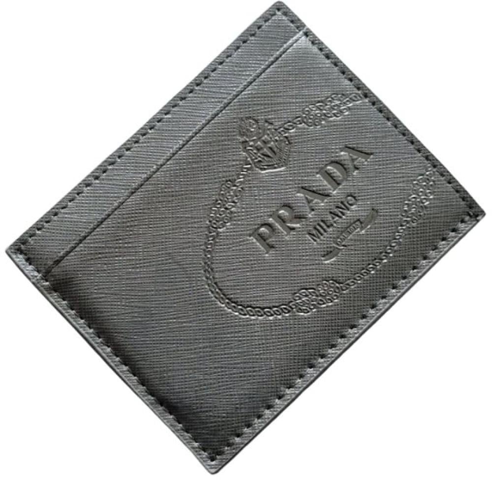 محفظة بطاقات سافيانو جلدية بشعار برادا منقوش - أسود