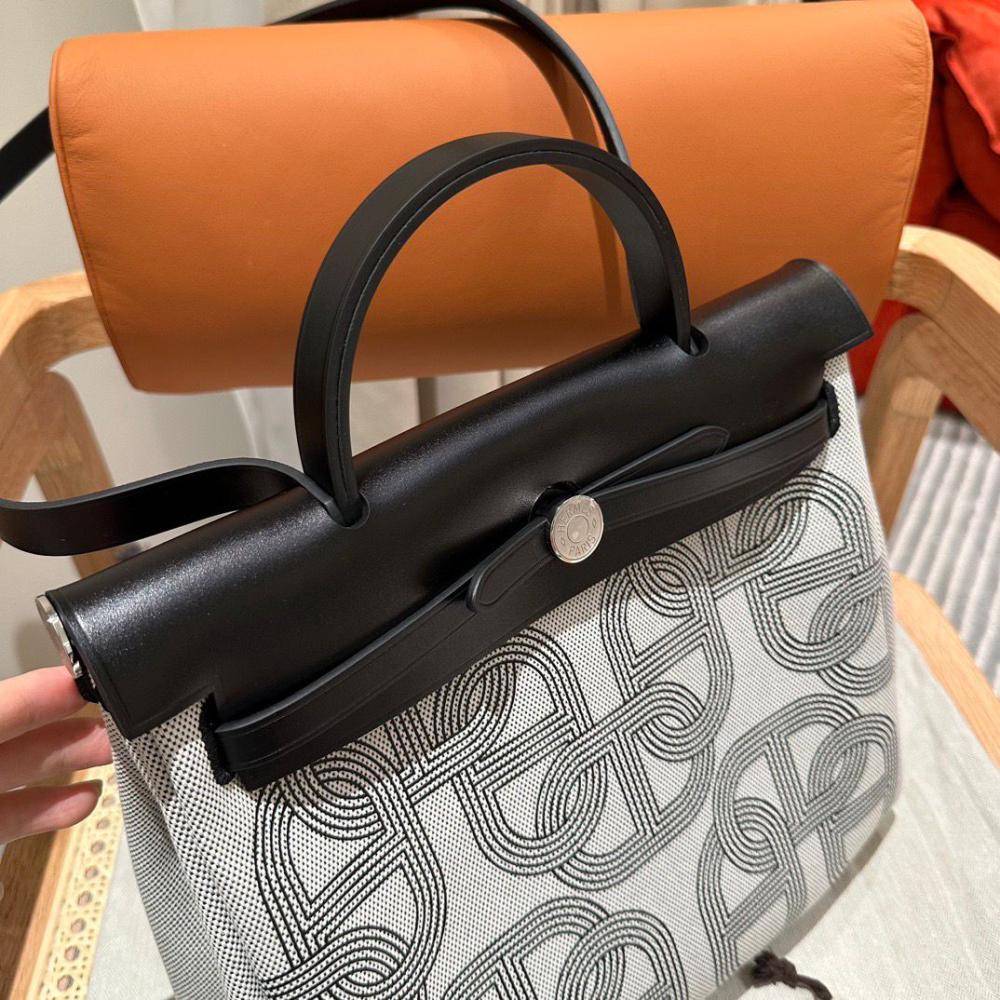 حقيبة هيرباج تشاين دانكر مقاس 31 من هيرميز