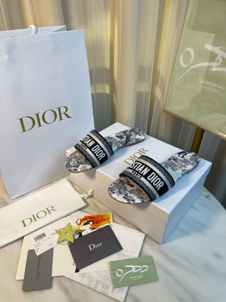 ديور Dway Slide 1