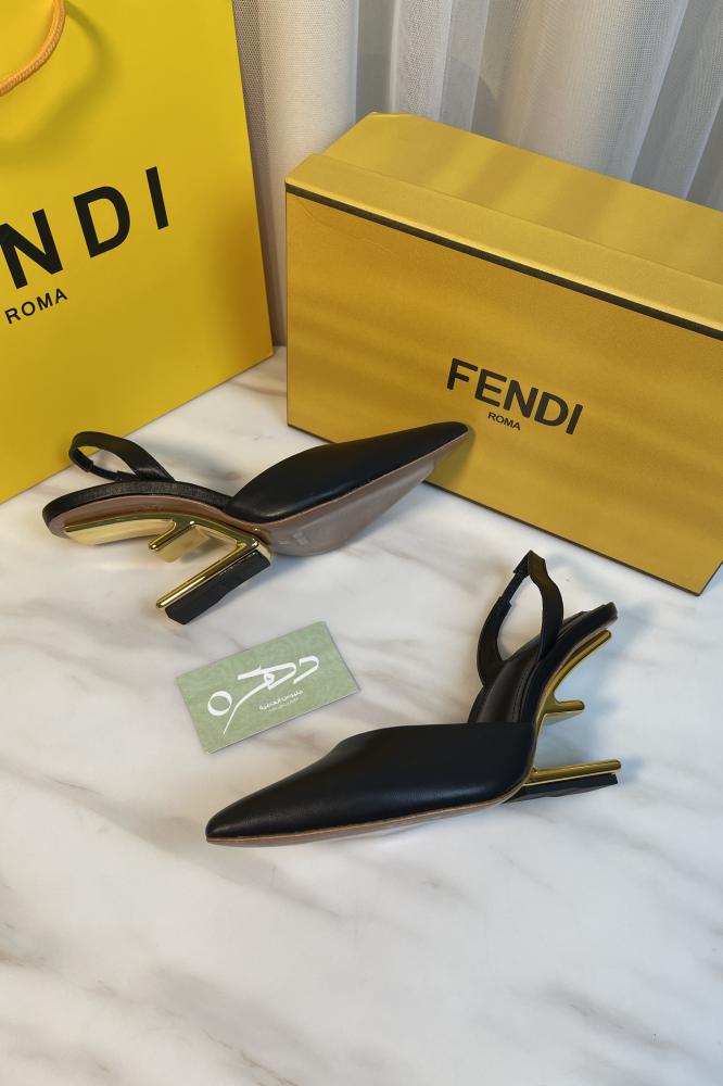 حذاء فندي جلدي بكعب منحوت 10 سم